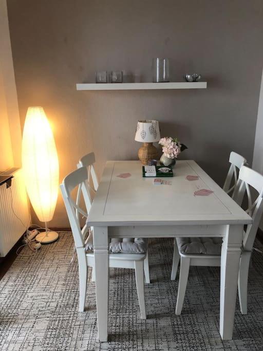 Ferienwohnung Eifel-Roedis Бланкенхайм Екстериор снимка